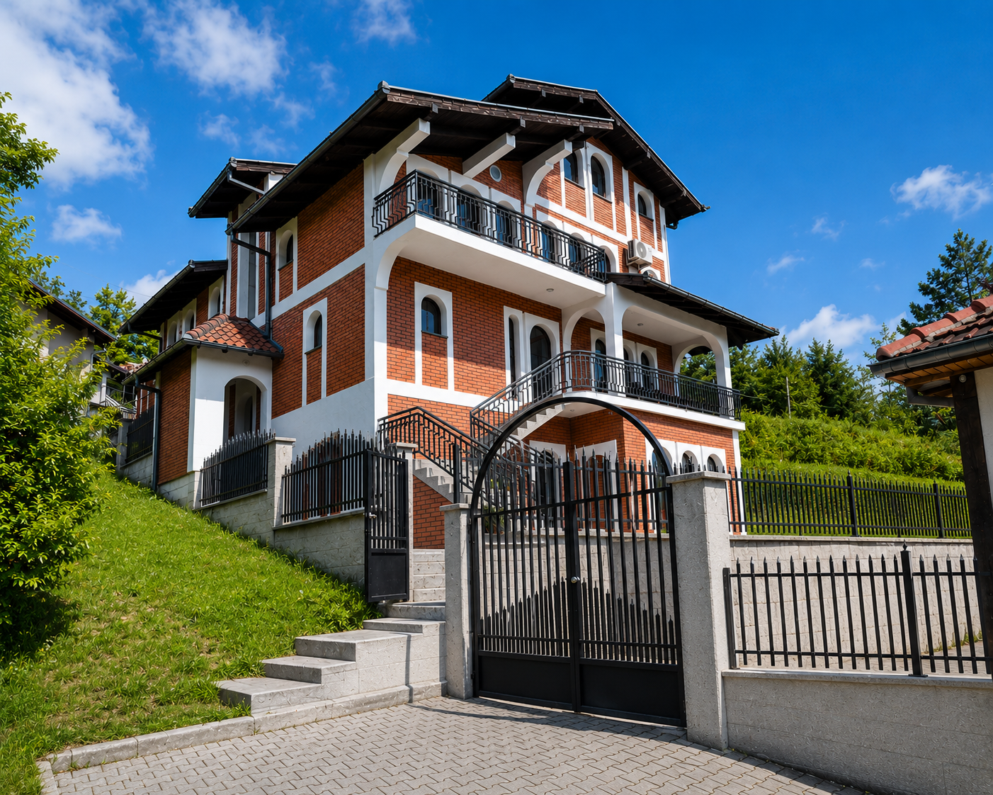 DEA Peja Apartments